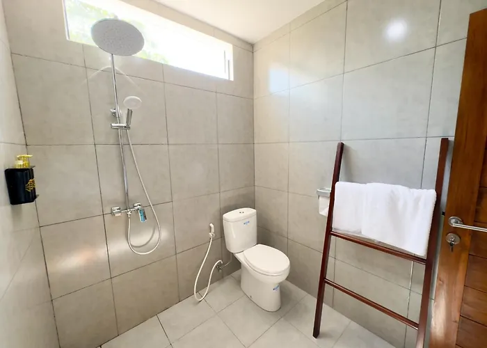 Batu Kandik (adults Only) ゲストハウス 2*